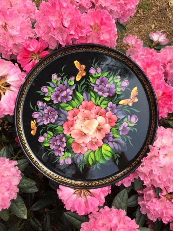 Grand plateau aux fleurs des champs et papillons